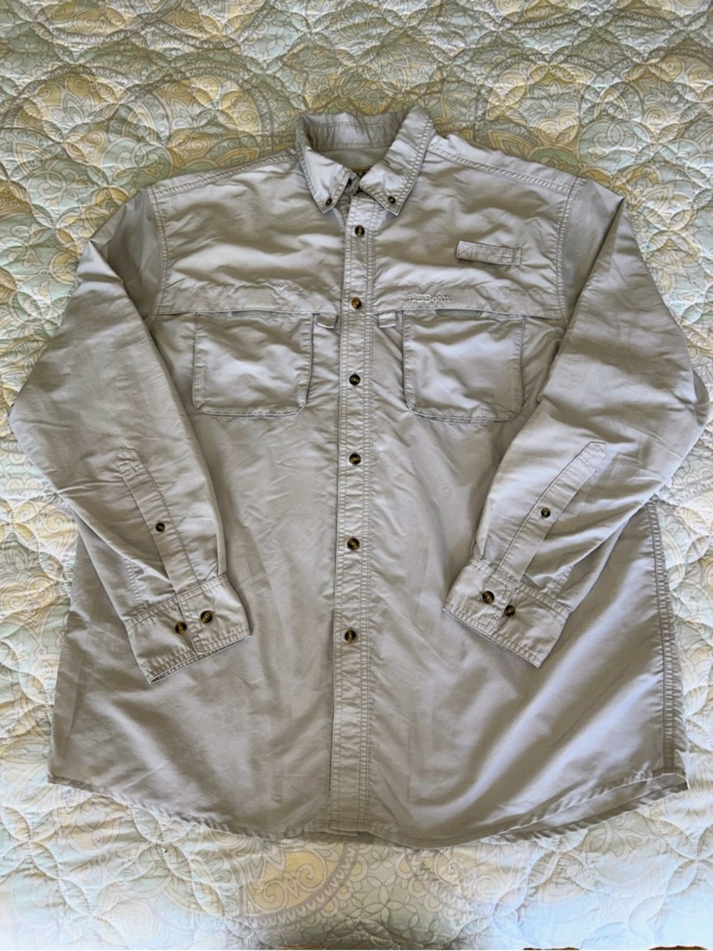 L.L. BEAN Vented Fishing Shirt Sz L Tan Long Sleeve Sun Protection Performance